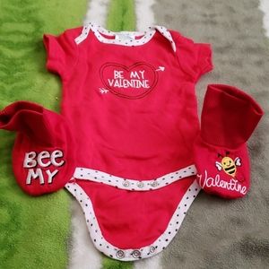 *LAST CHANCE* Nb Valentine's day onesie